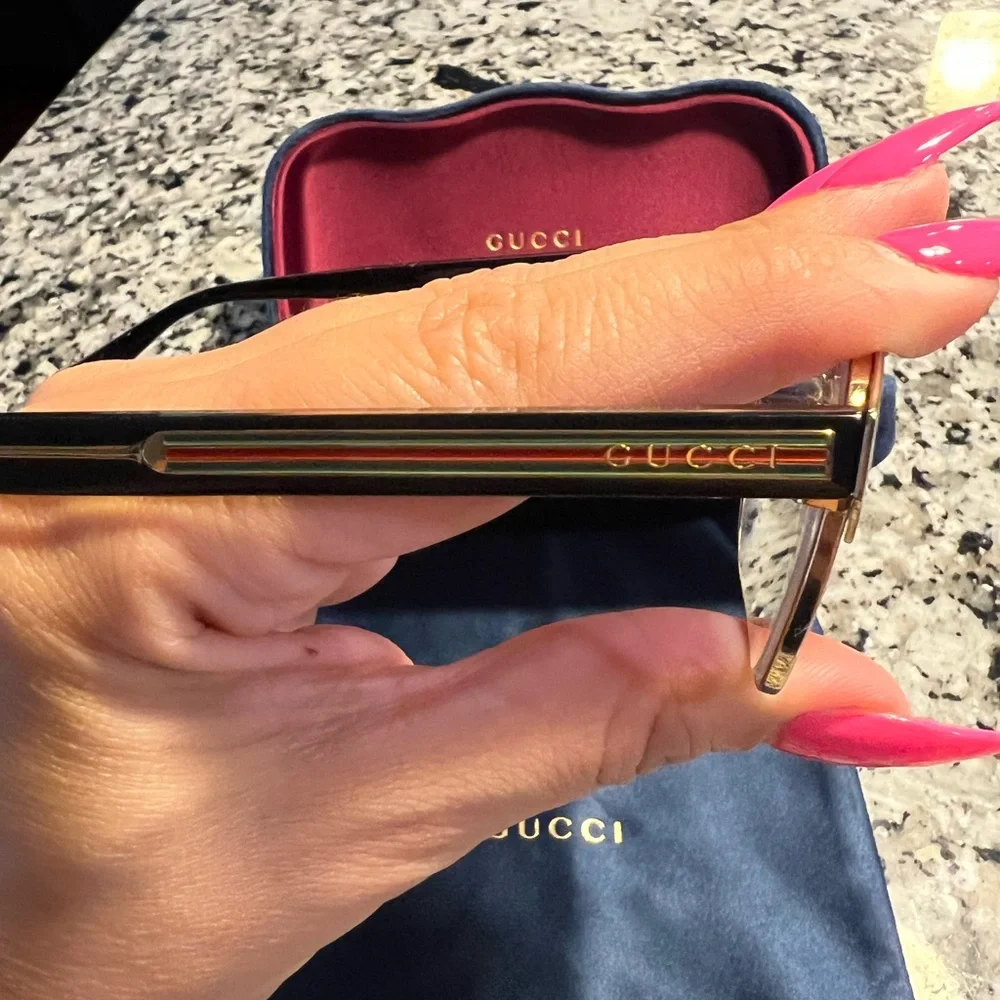 Gucci eyeglasses - Picture 3 of 6